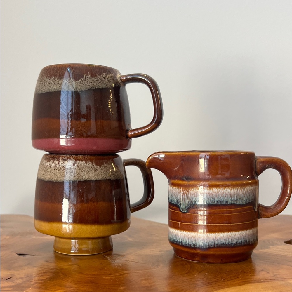 Vintage brown stoneware tea or coffee set /creamer and two mugs